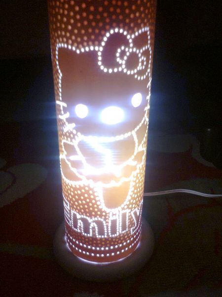 Luminaria de pvc Hello kity com nome.